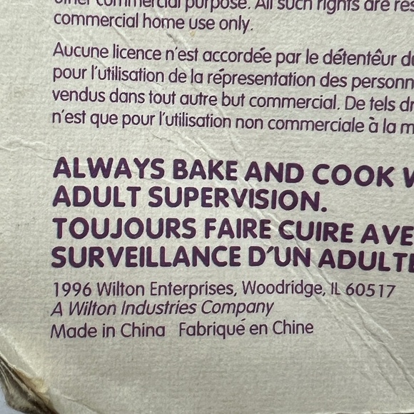 Wilton Disney Cookie Cutter Set of 4 Winnie the Pooh Vintage 1996 Sealed - Picture 3 of 4